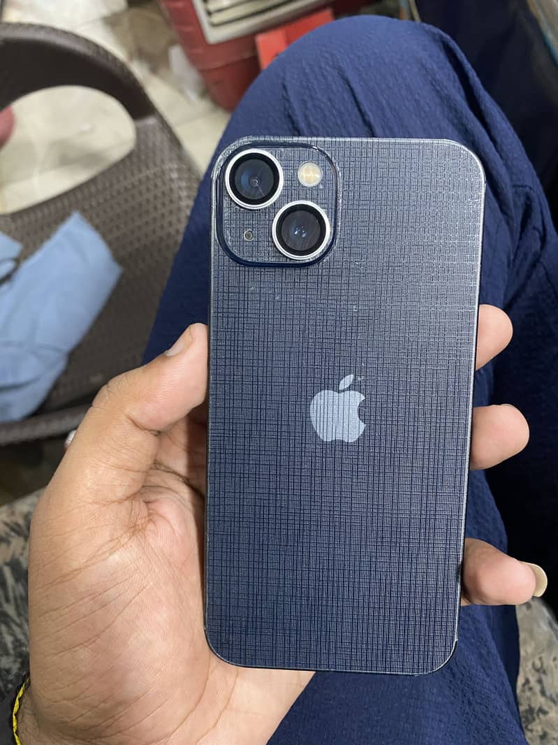 iPhone 13 jv 0