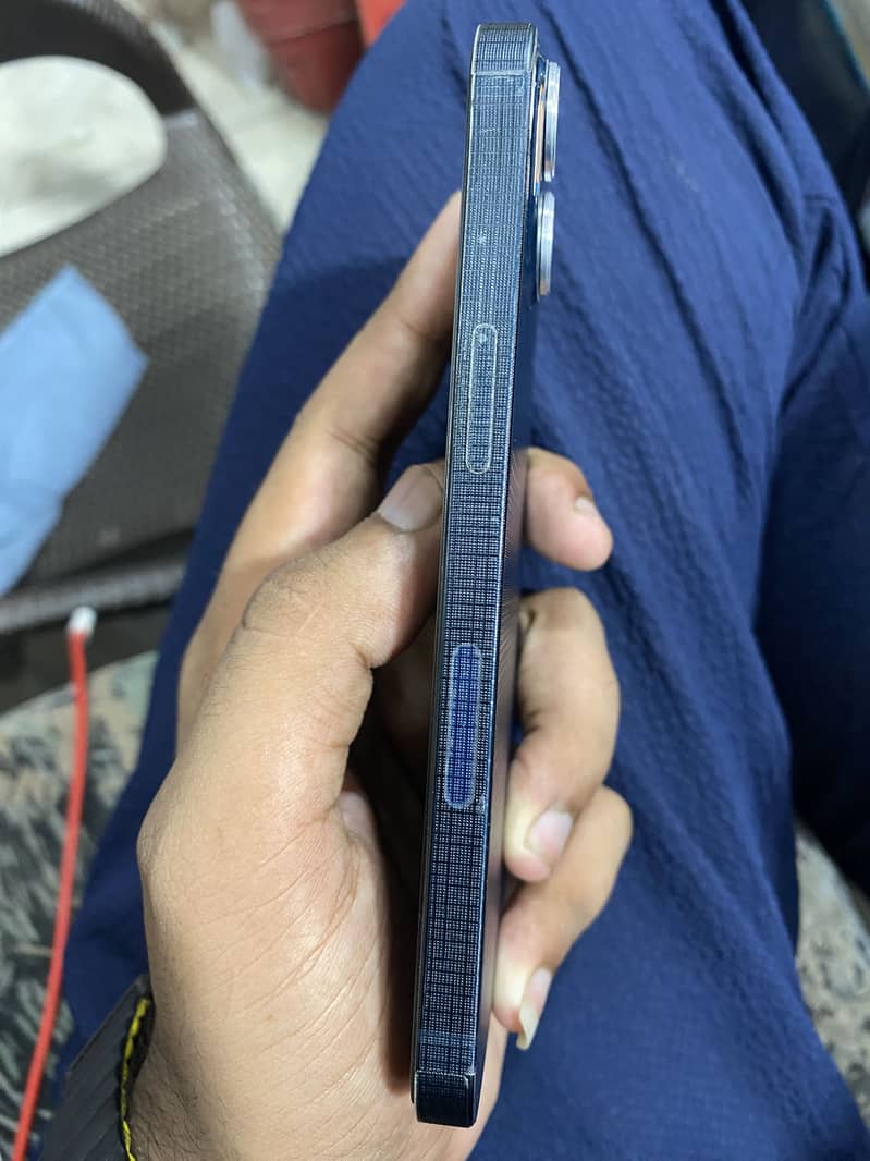 iPhone 13 jv 2