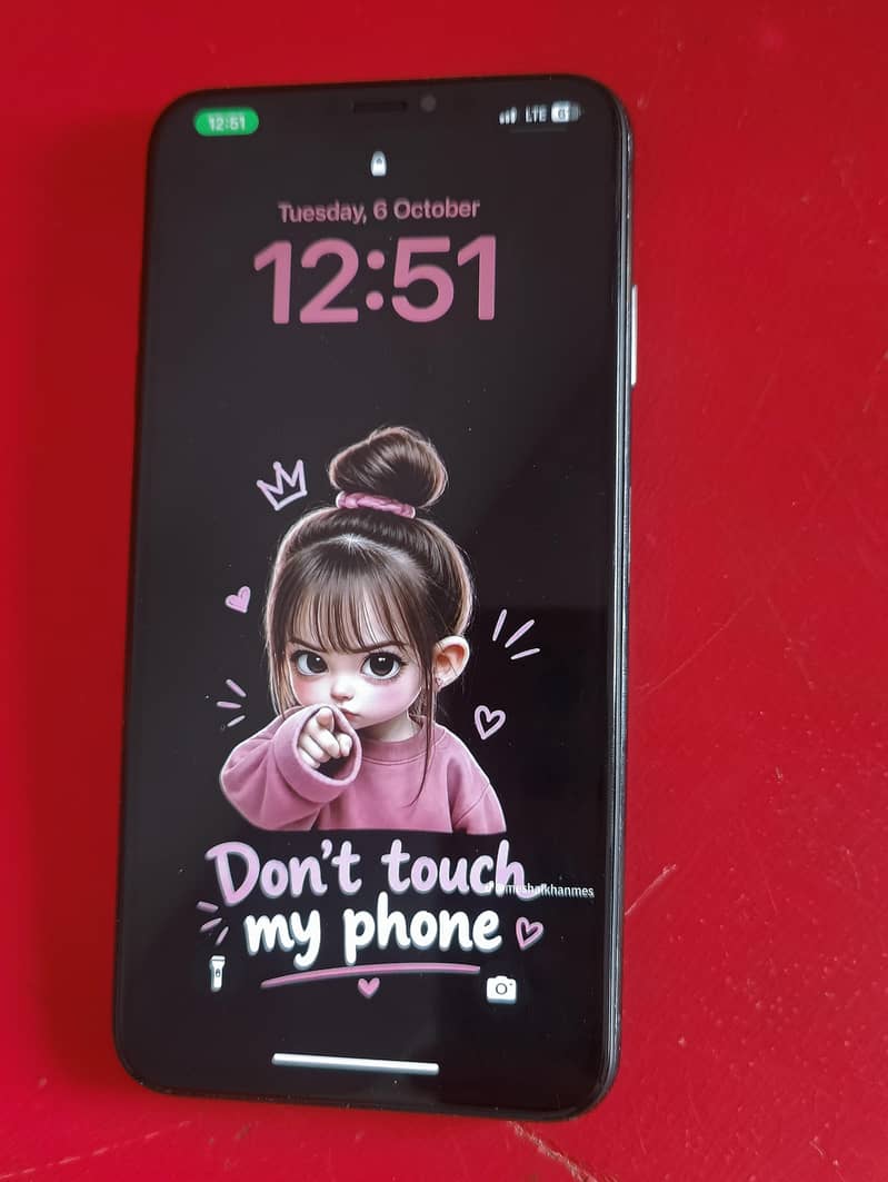 Apple iPhone XS Max 1