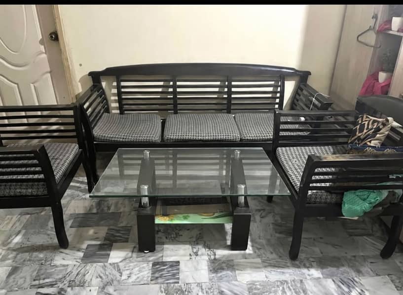 7 seater Sofa set with table 0
