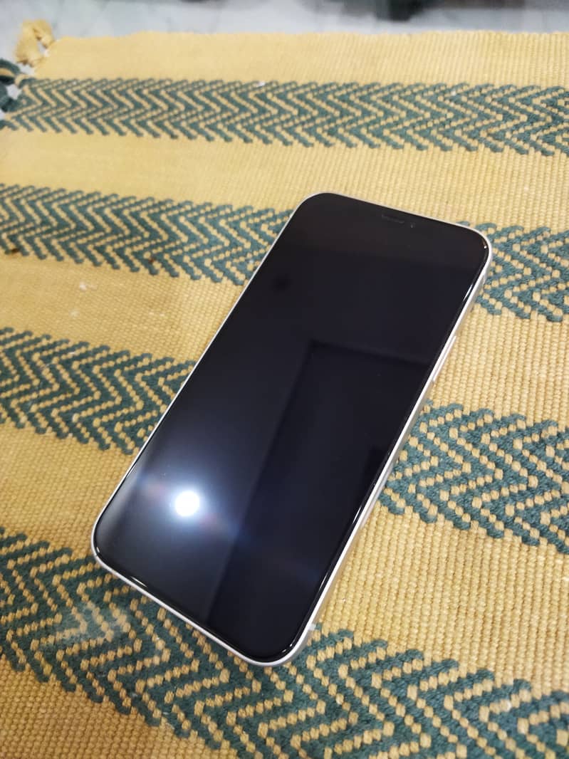 Apple iPhone 12 Jv 1