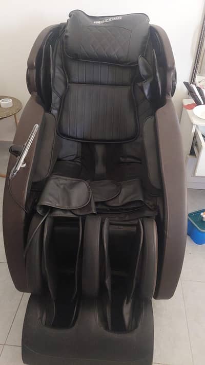 Luxury Full Body Massage Chair –  Excellent Condition