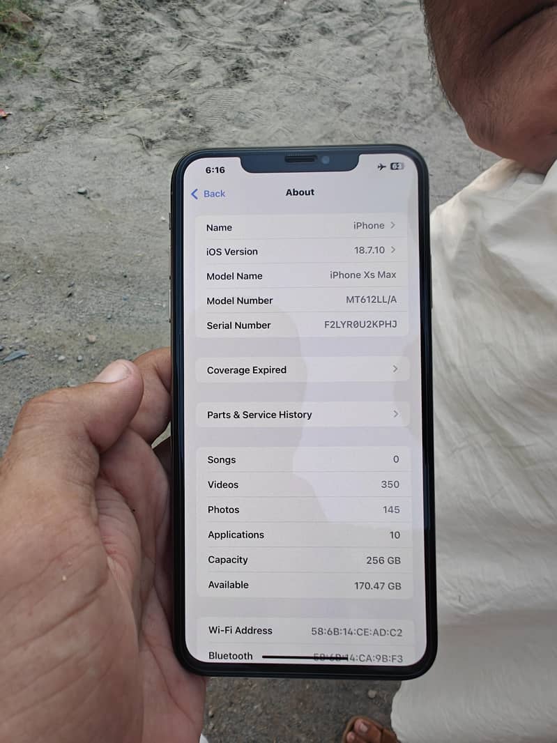 Apple iPhone XS Max 7