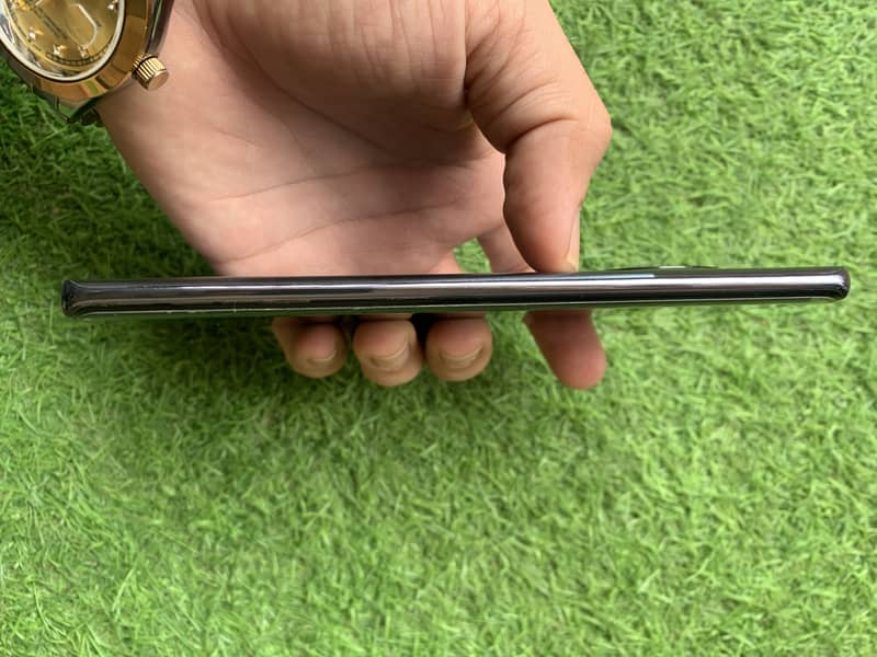 Tecno Spark 20 Pro Plus 2