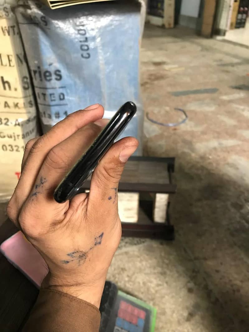 Apple iPhone 11 2