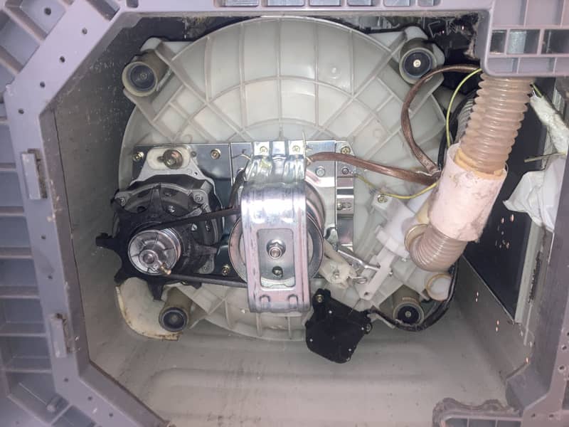 Dawlance Washing machine & Dryer DW260ES 10