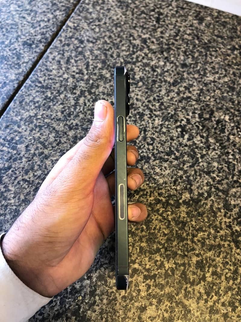 Apple iPhone 14 plus 2