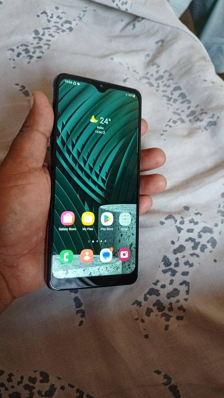 Samsung Mobile A32 1