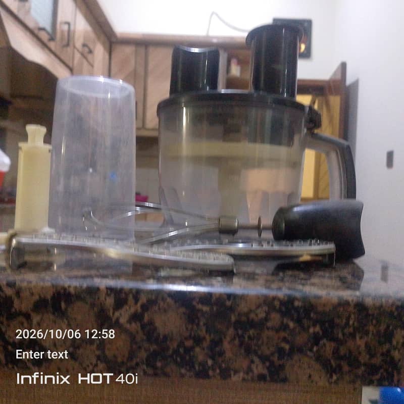 Hand blender 0