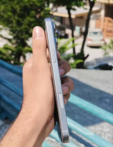 Apple iPhone 16 Pro Max factory unlocked
