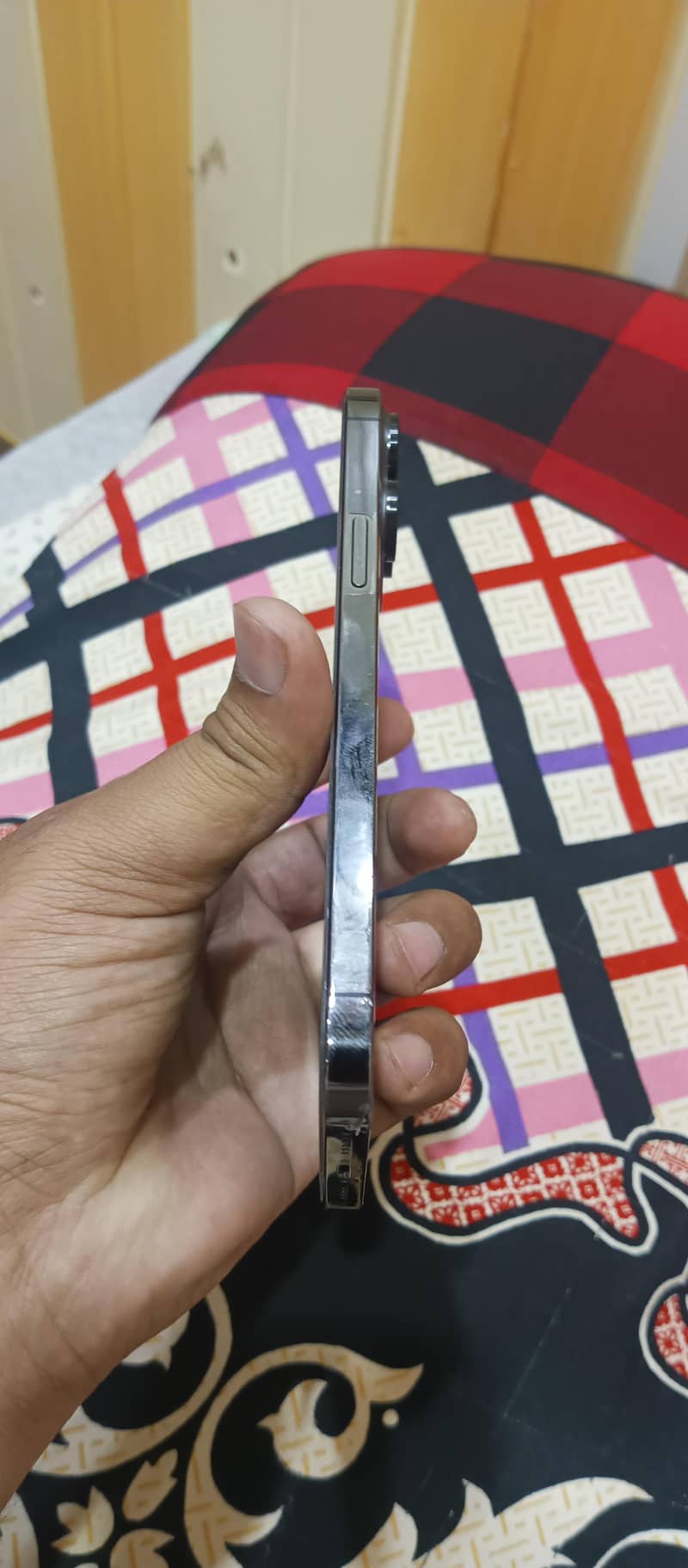 Apple iPhone 13 Pro Max 4