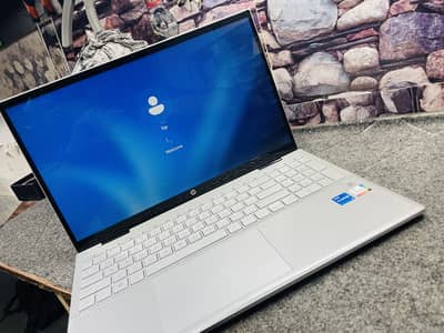Hp Pavilion i5, 11th Gen 2 in 1 convertible