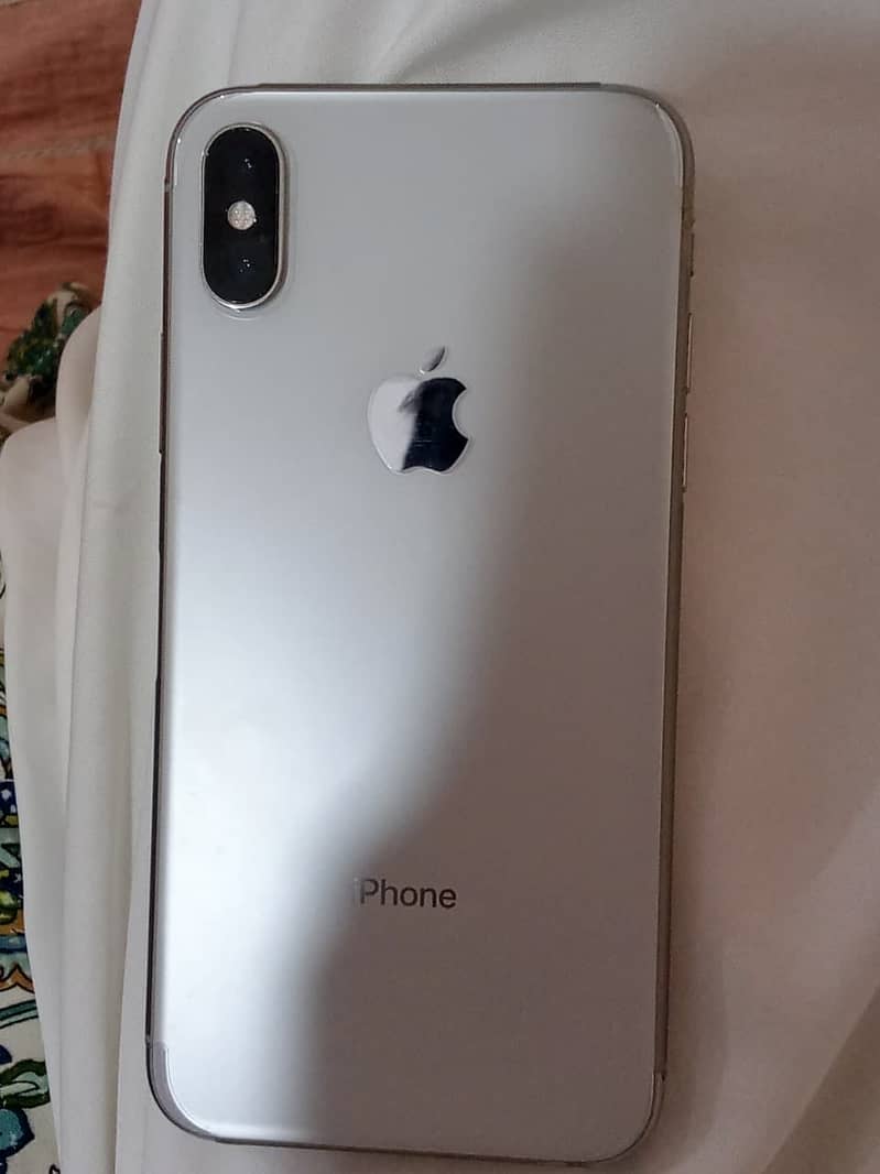 Apple iPhone X 4