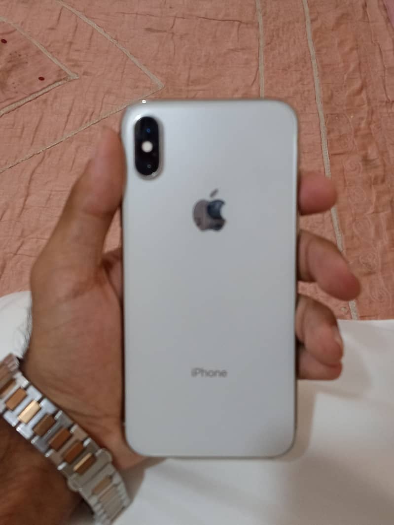 Apple iPhone X 5