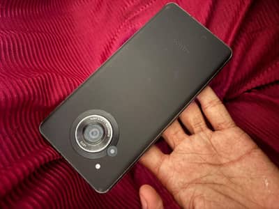 Sharp Aquos R7 exchange possible