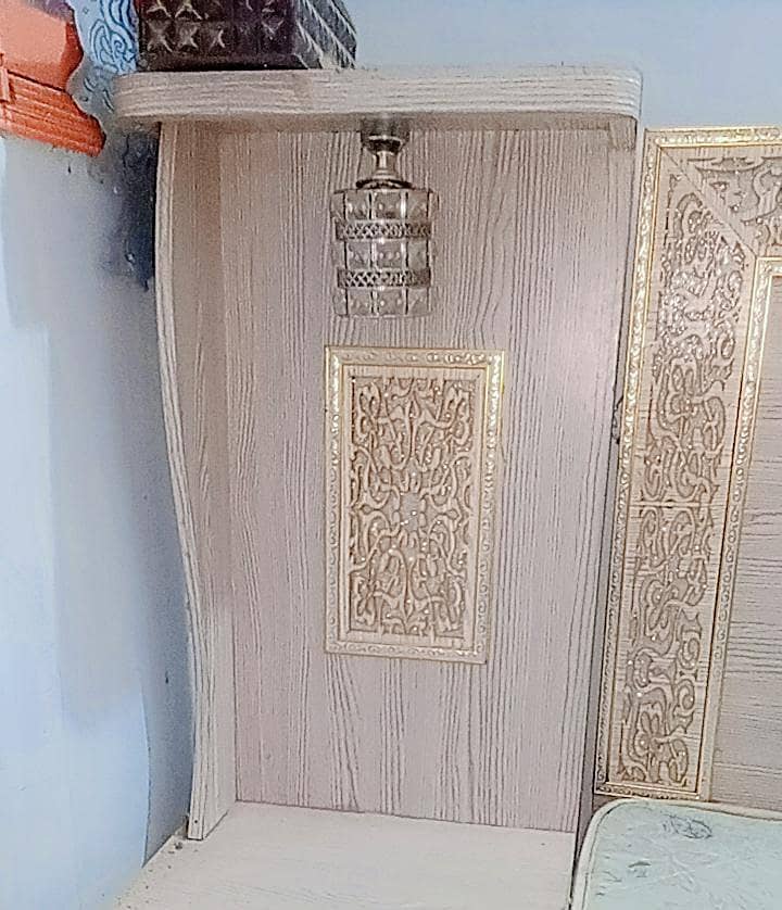bed set with 2 side table 0