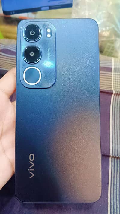 Vivo Y19s 6/128 condition 10/9
