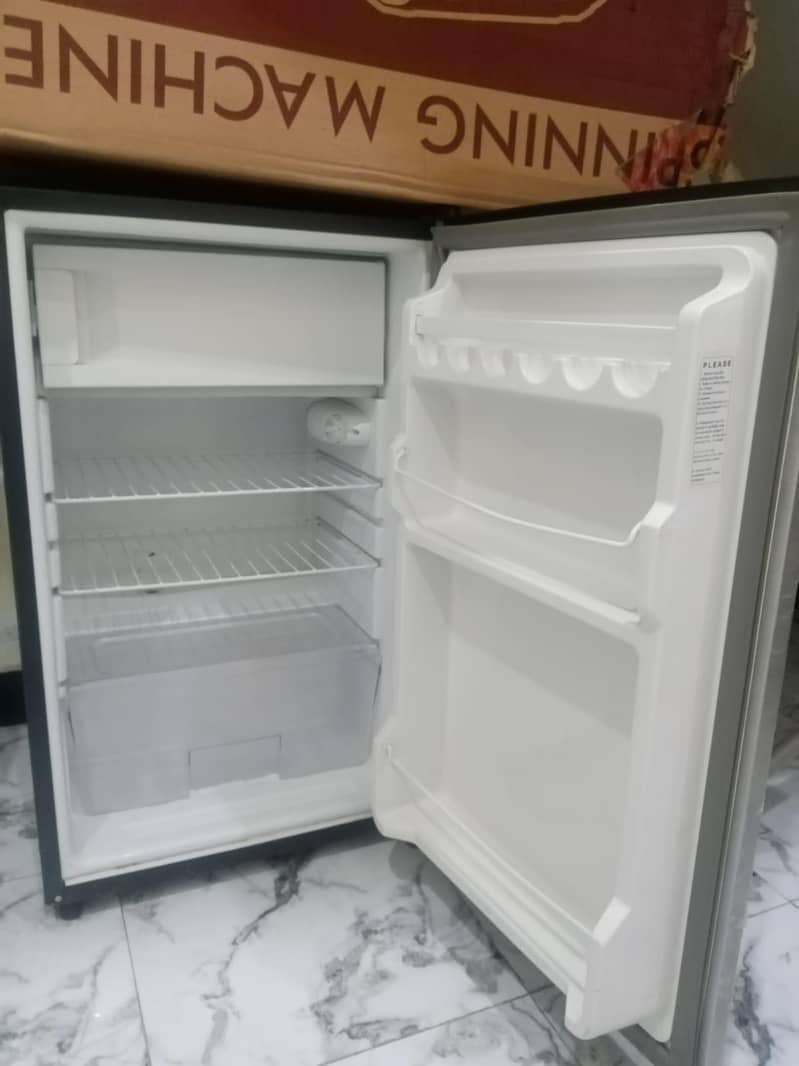 VIP BED FRIDGE 4