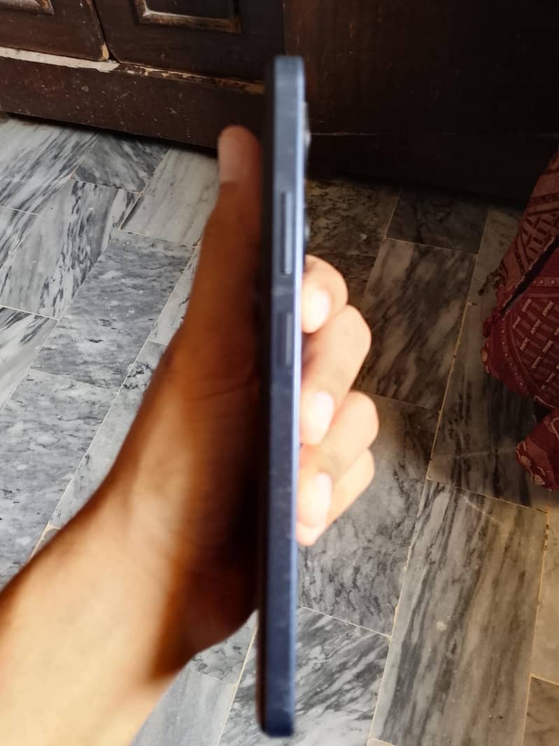 Infinix Smart 8 2