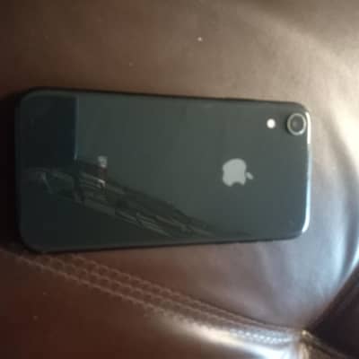 Apple iPhone XR