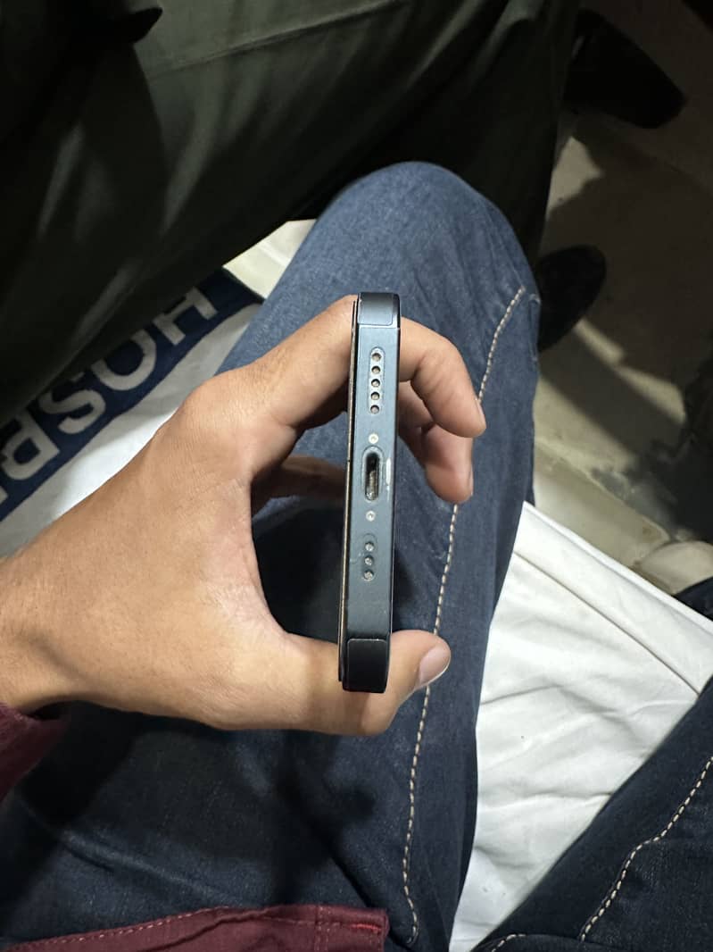 Apple iPhone 13 jv 2