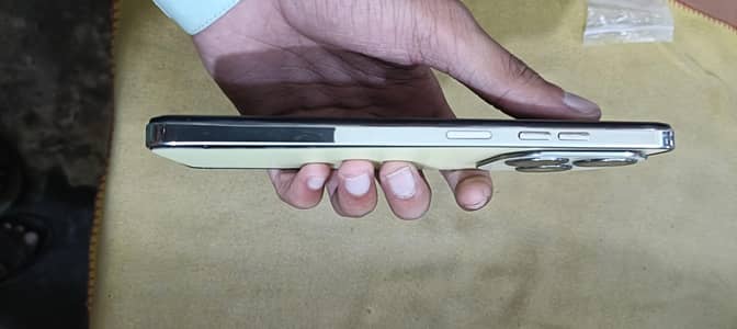 8/256 with box charger 10/10 0318-66/35**650