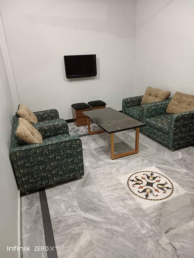 4 pice sofa with table 2