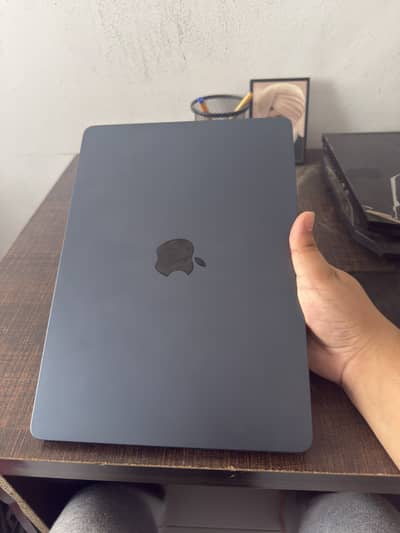 MacBook Air M5