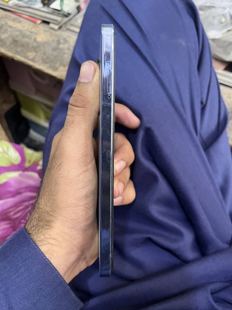 Tacno camon 20 5