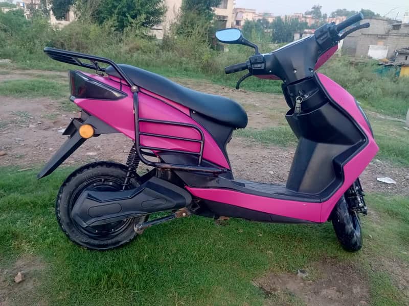 METRO SCOOTI 2