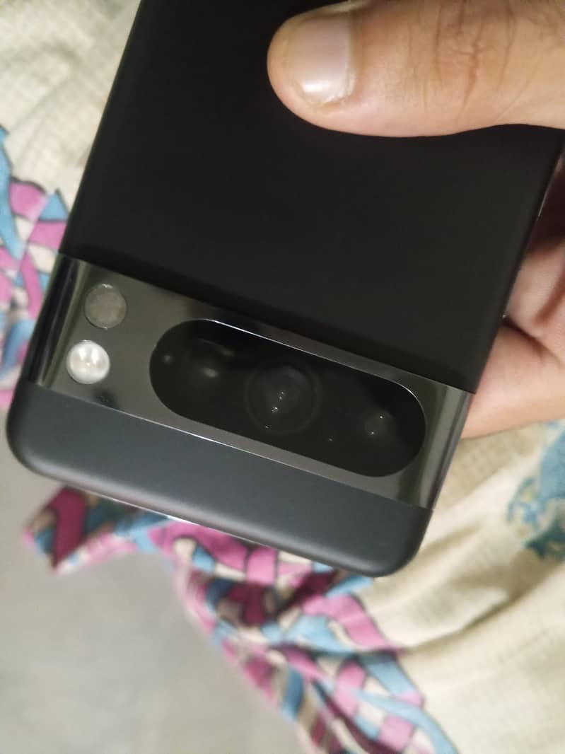 Google Pixel 8 Pro 3