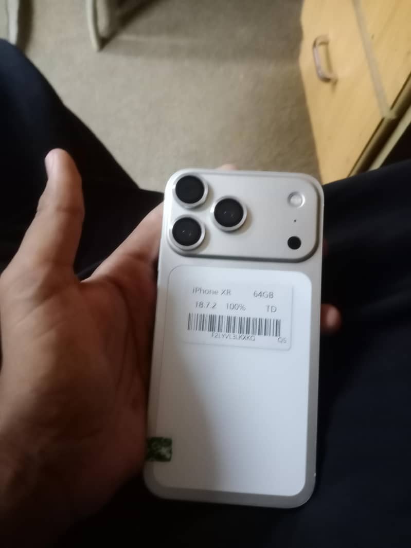 Apple iPhone XR 1