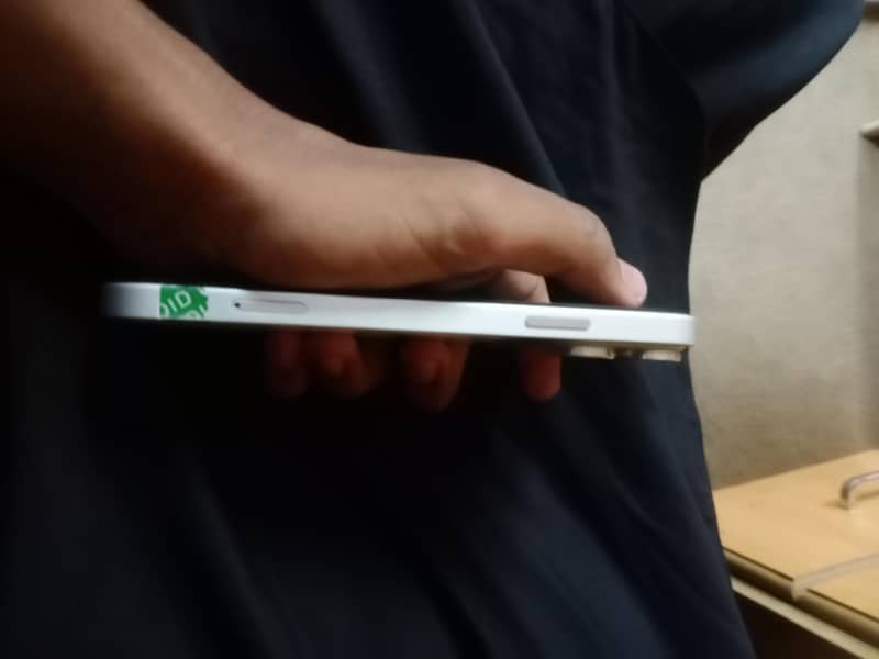 Apple iPhone XR 4