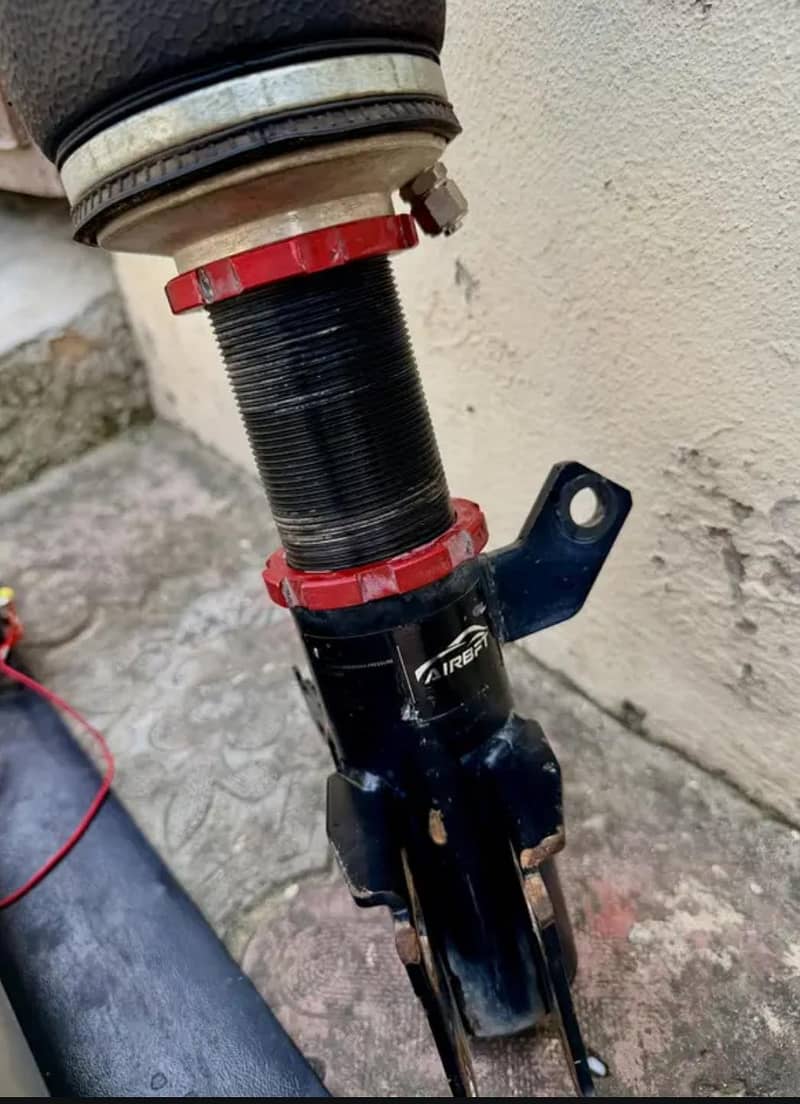 Suspensions and air compressor 0