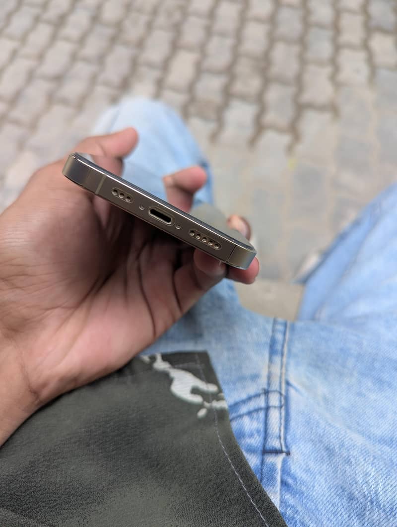 Apple iPhone 13 Pro 3