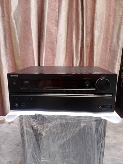 Onkyo TX-NR717 7.2 Receiver Full New