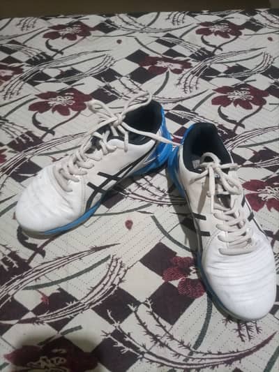 Football shoes