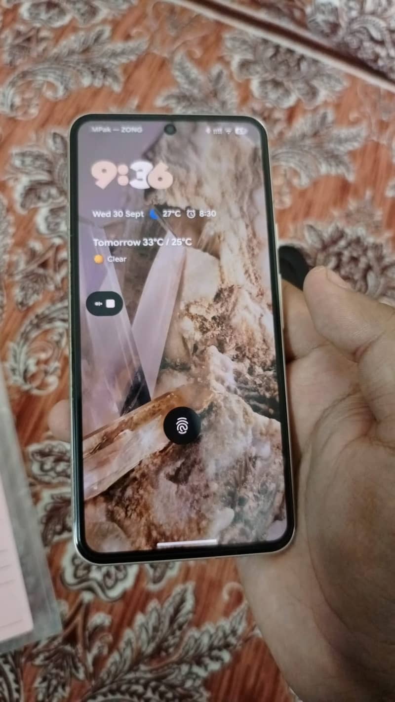 Google pixel 8 5g official pta approved 1