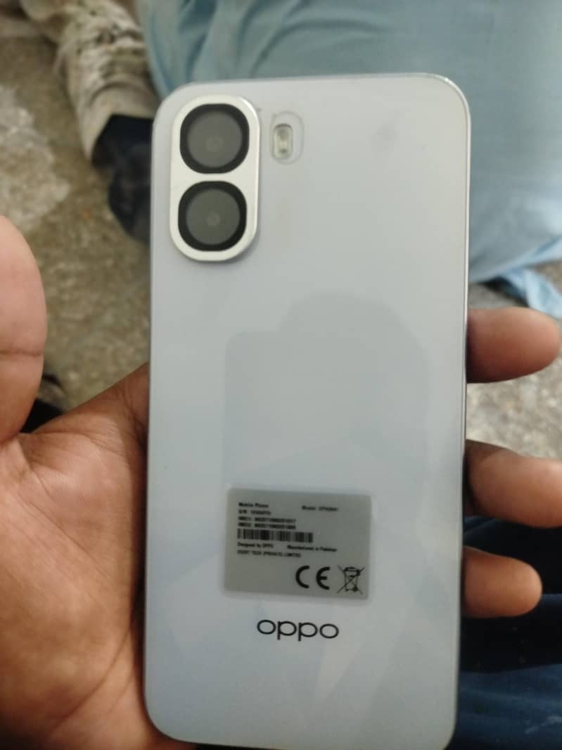OPPO A6k 0