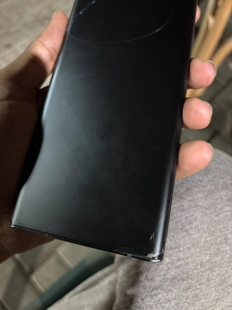 Samsung Mobile Note 10 Plus 5