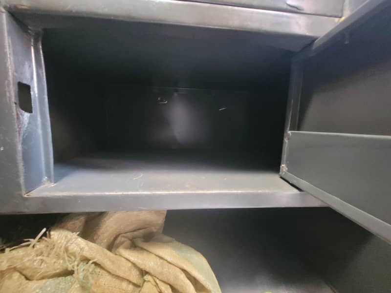 metal cabinets 5