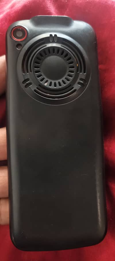 No dupa  no charger