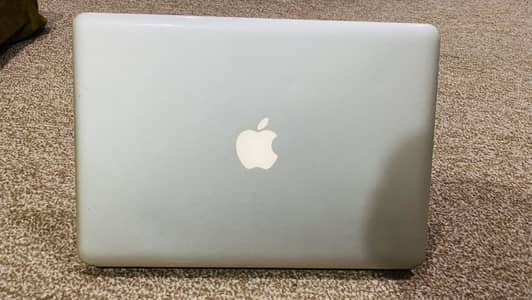Apple MacBook Pro 13-inch (Mid 2012) – Core i7 / 8GB RAM