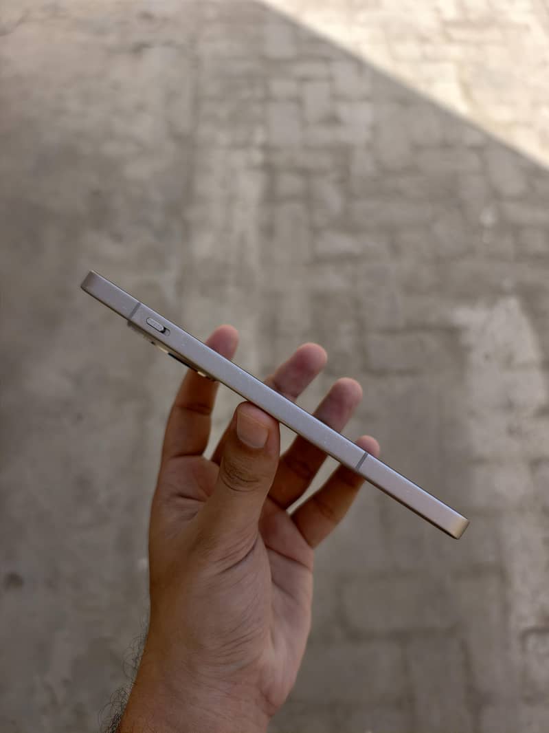 One Plus Ace 5 4