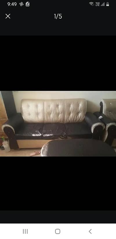 6 seater sofa in lush condition