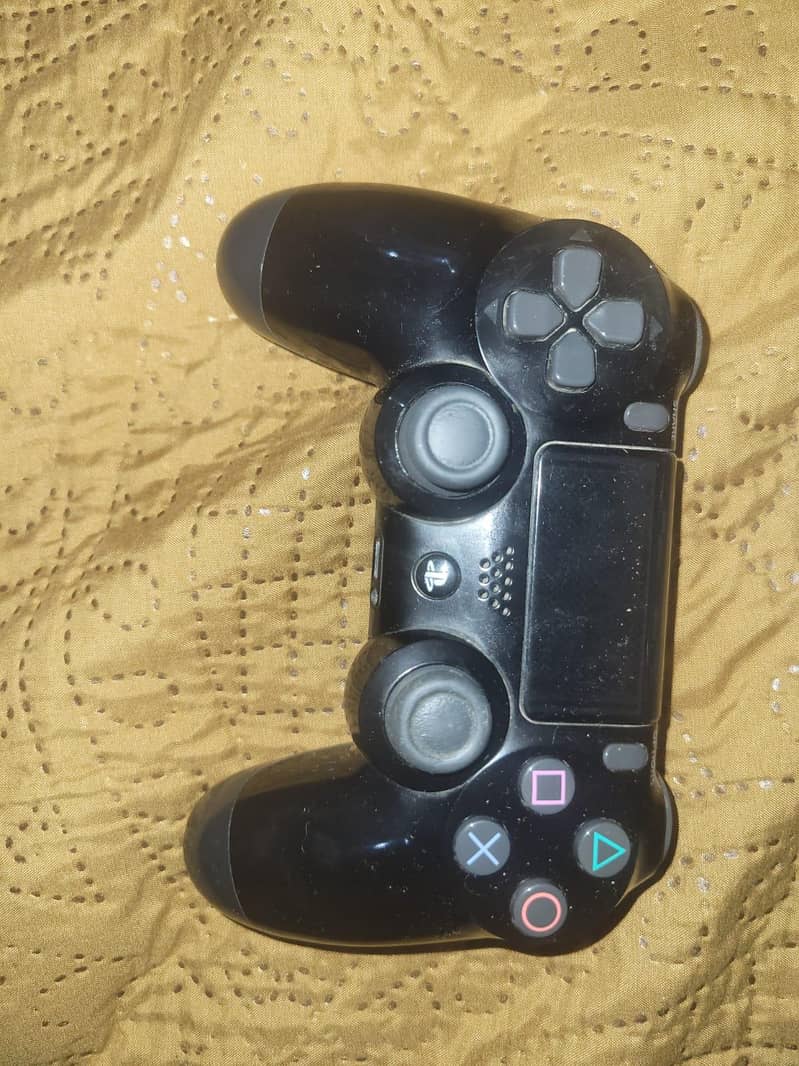 PS4 fat 1Tb 3