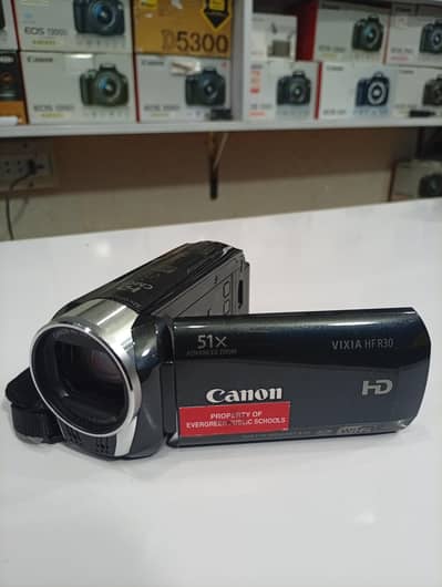 CANON vixia HF r30