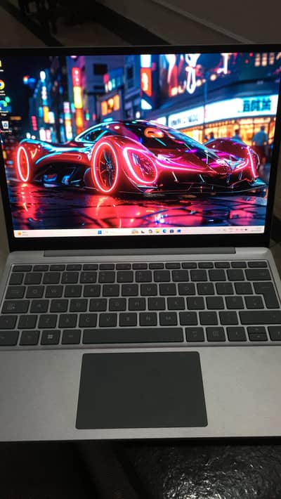 Microsoft Surface Laptop Go 2, touch screen.
