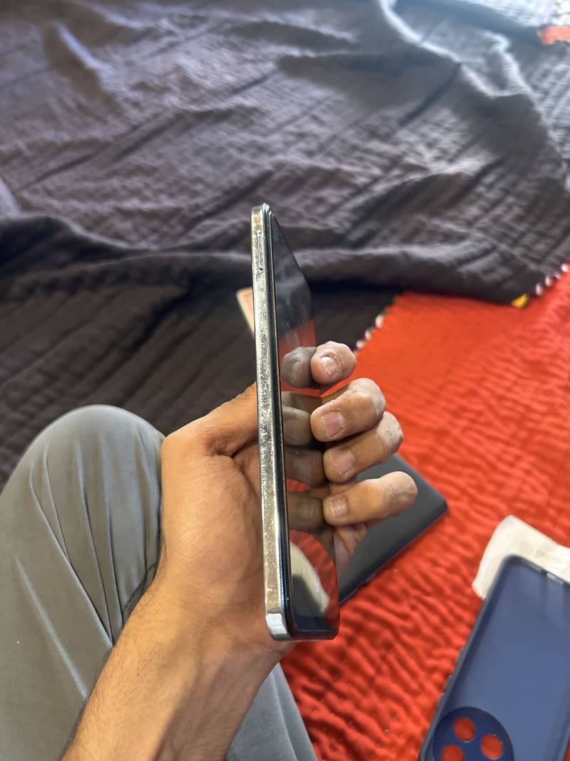 Tecno SPARK 30 Pro transform edition 0