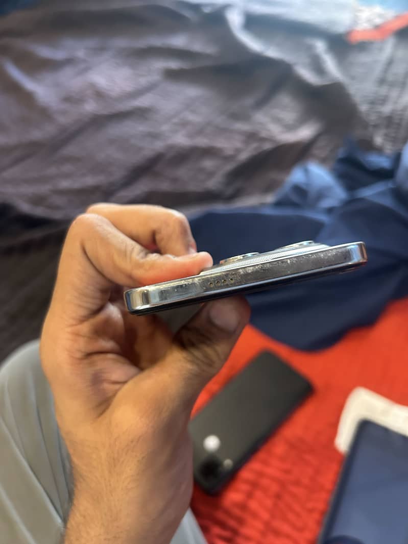 Tecno SPARK 30 Pro transform edition 3